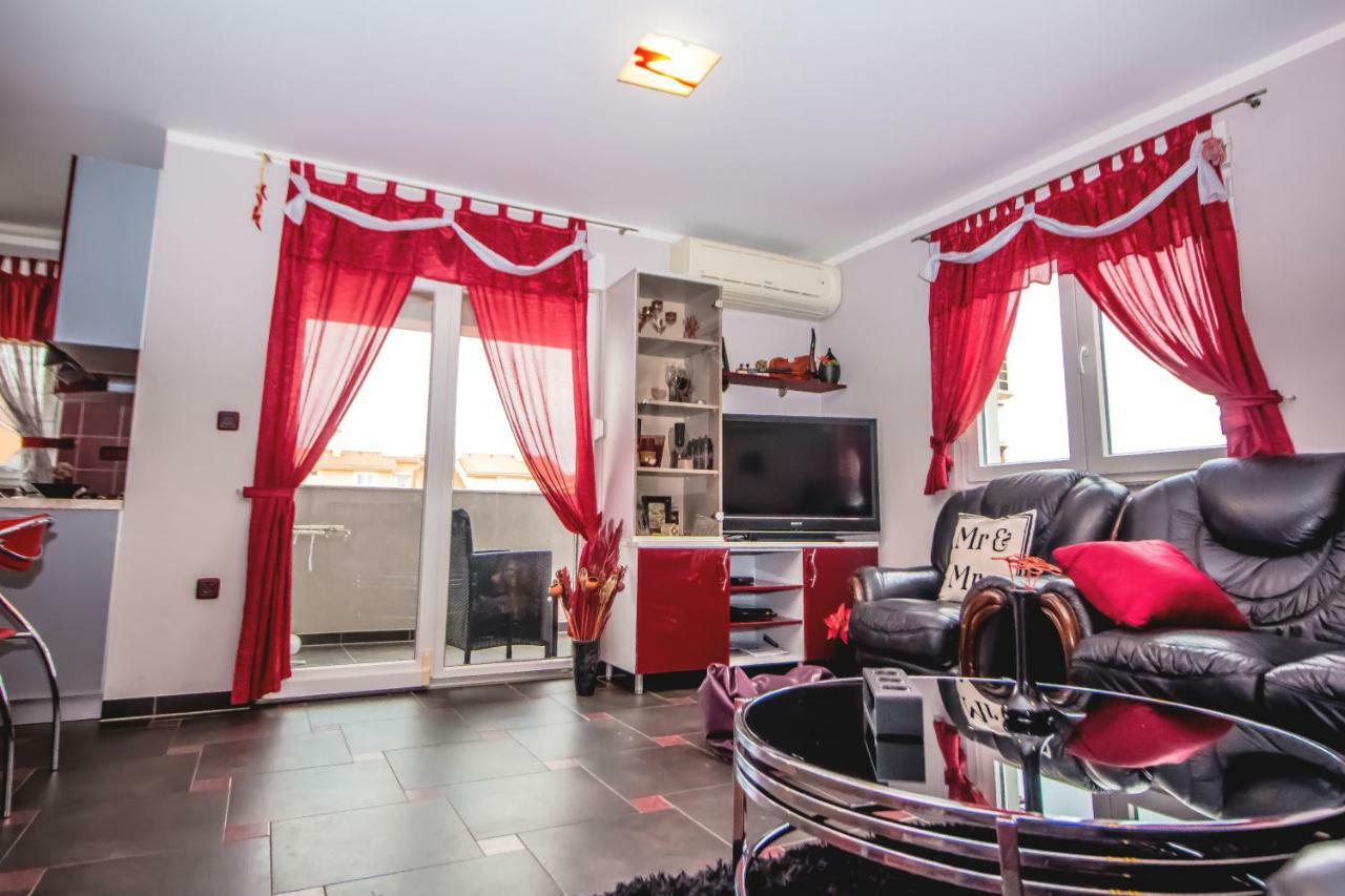 Apartments Saric Pula Extérieur photo