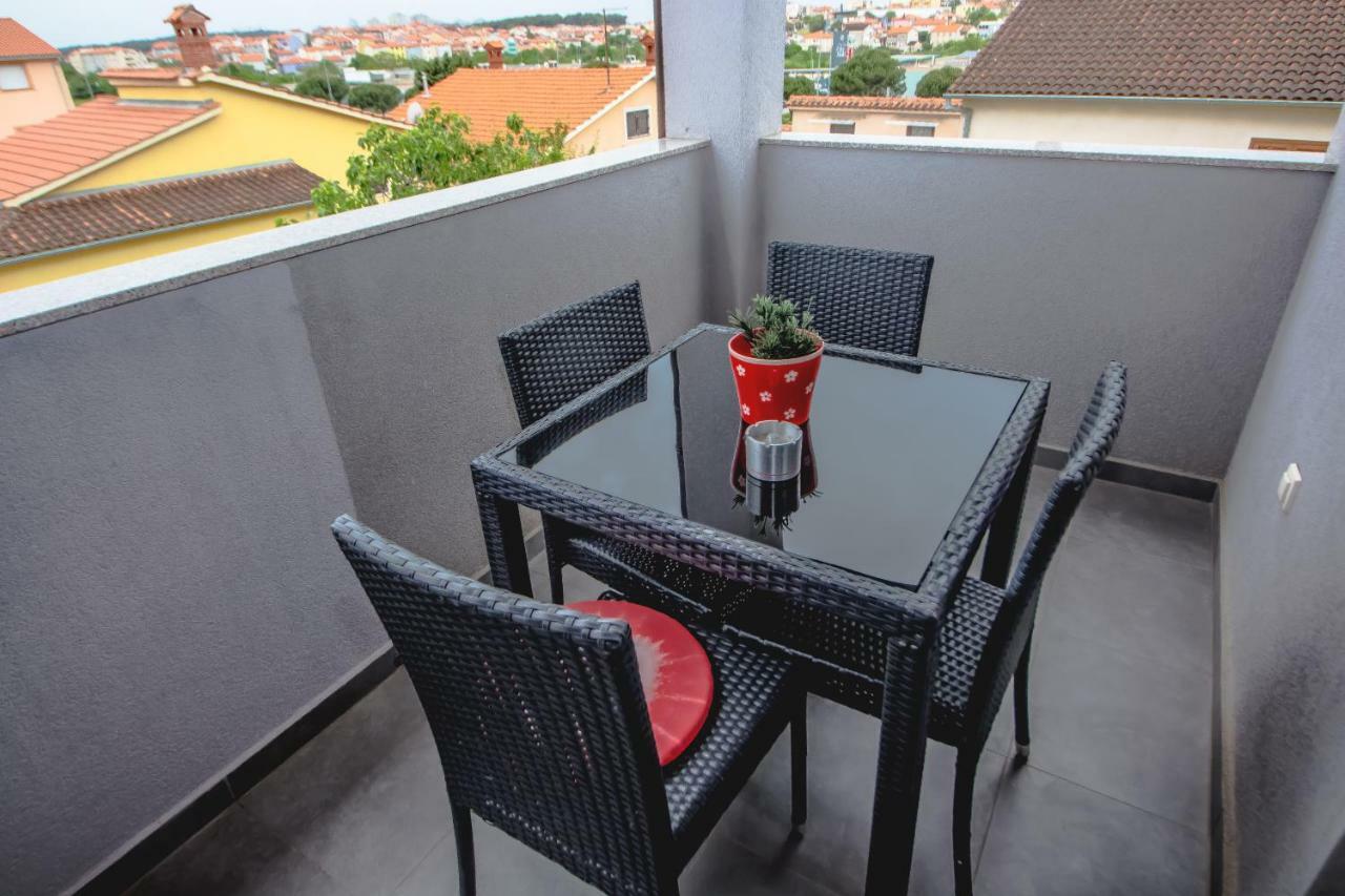 Apartments Saric Pula Extérieur photo