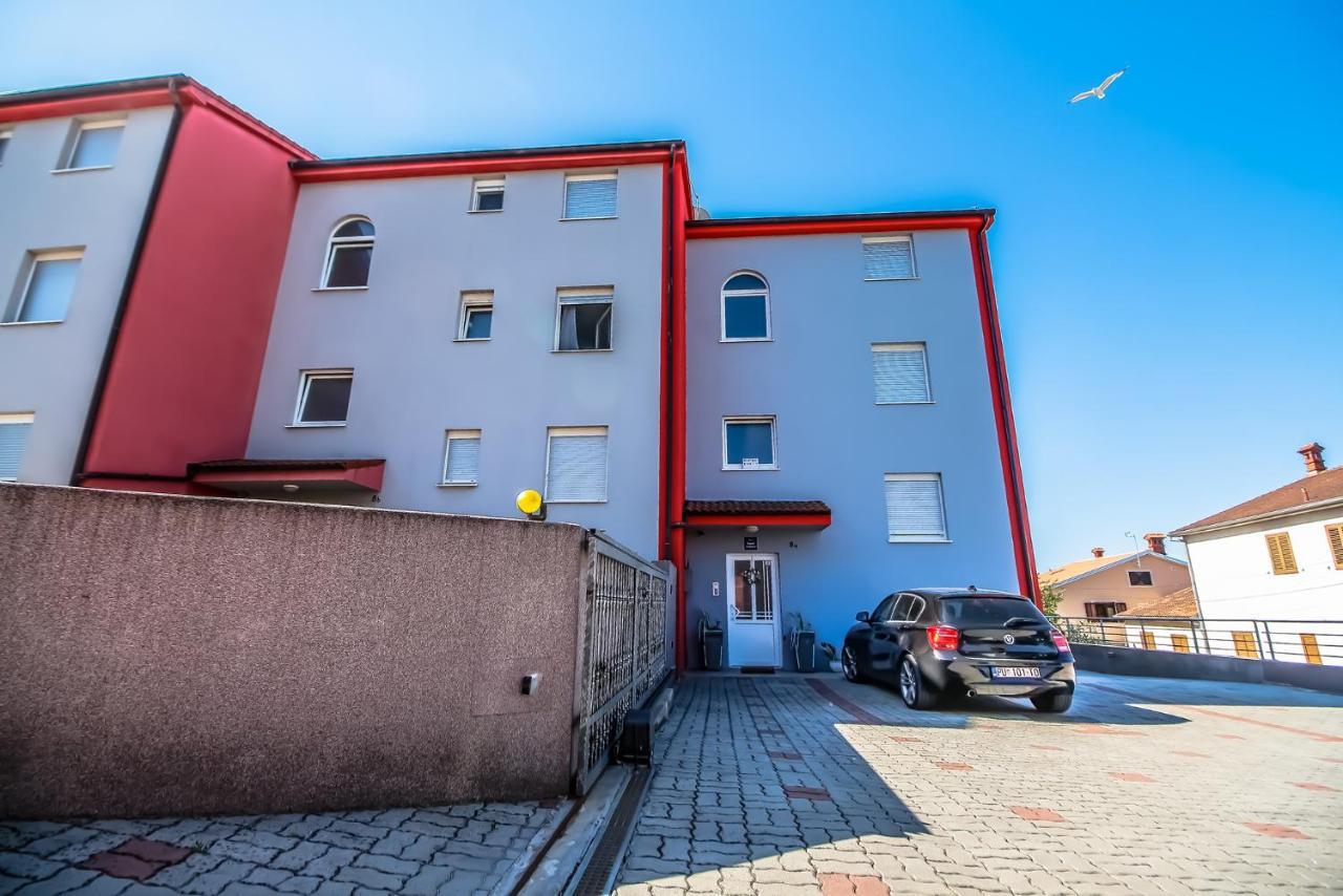 Apartments Saric Pula Extérieur photo